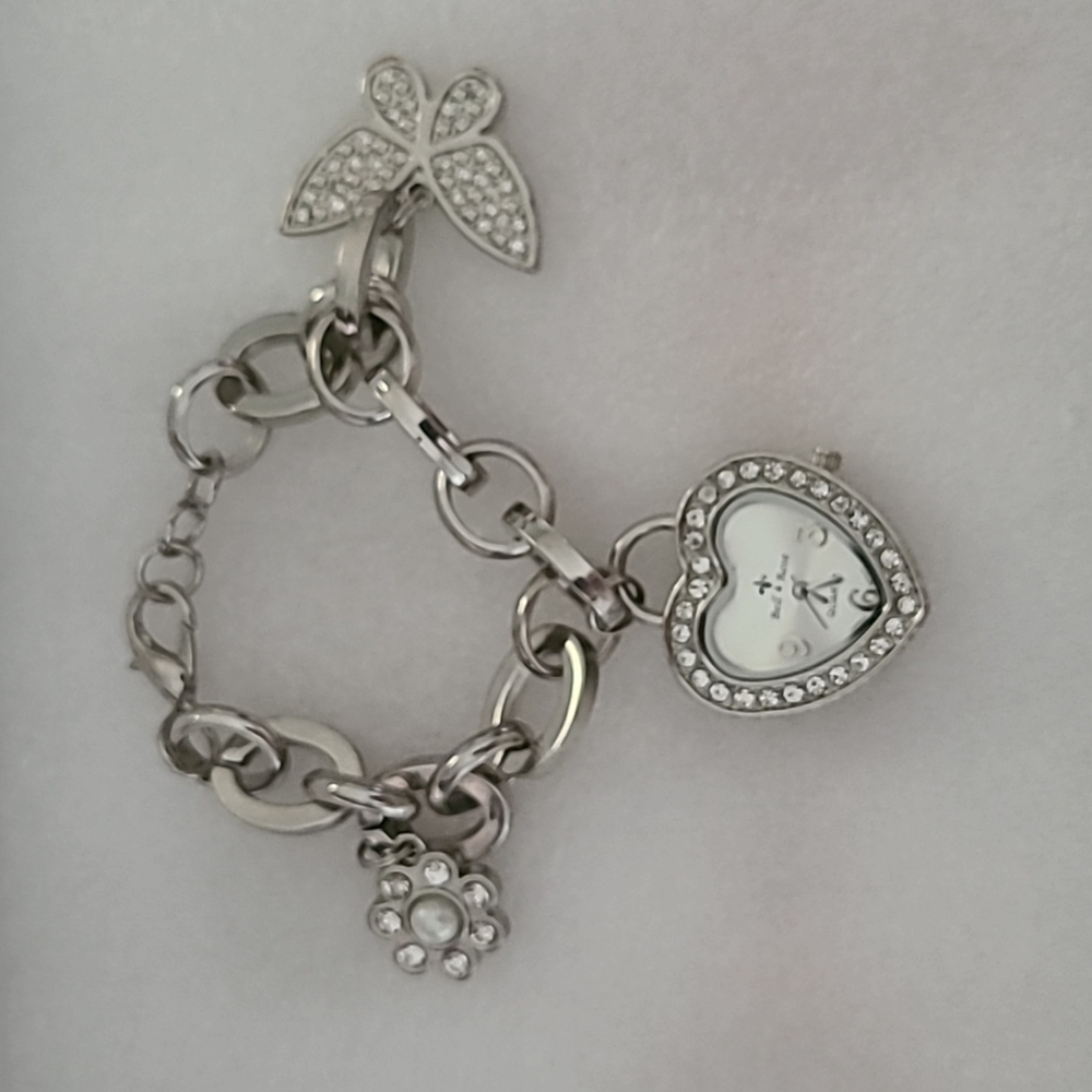 7" Silver Link Charm Bracelet with Heart Watch Needs Battery